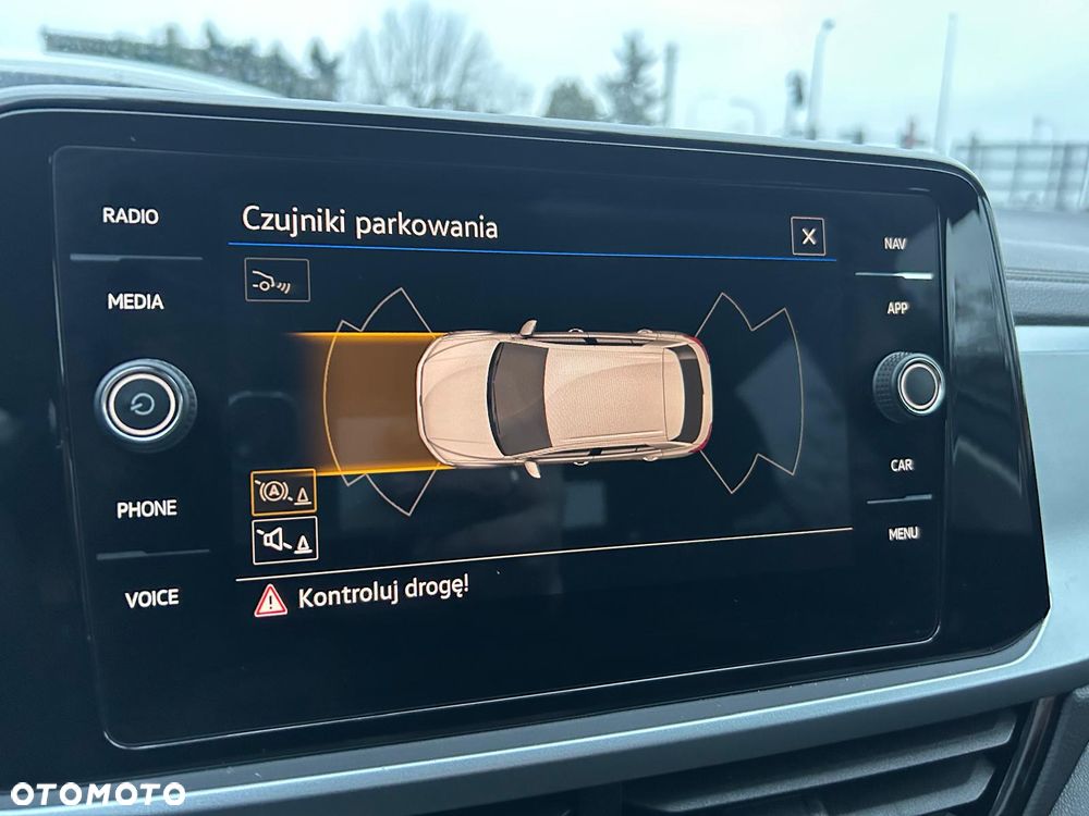 Volkswagen T-Roc 1.5 TSI Life Plus DSG - 28