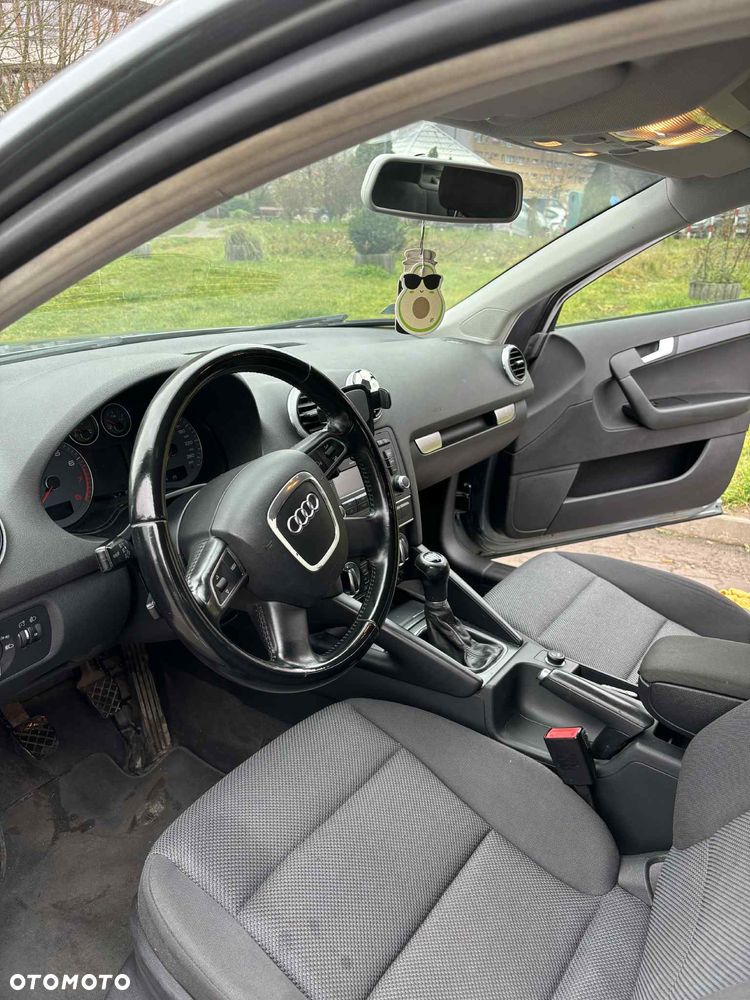 Audi A3 Sportback 1.4 TFSI Ambiente - 10