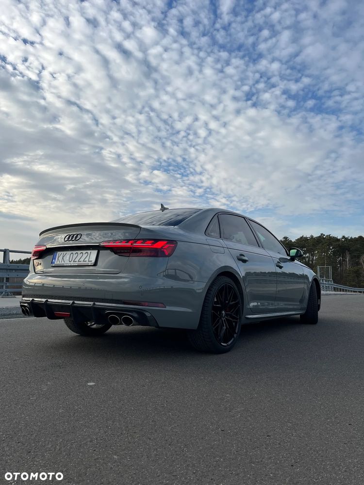 Audi S4 Limousine - 36
