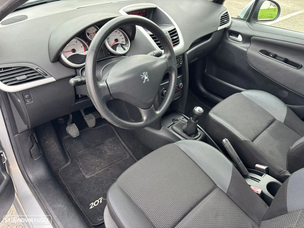 Peugeot 207 1.4 HDi Sport - 17