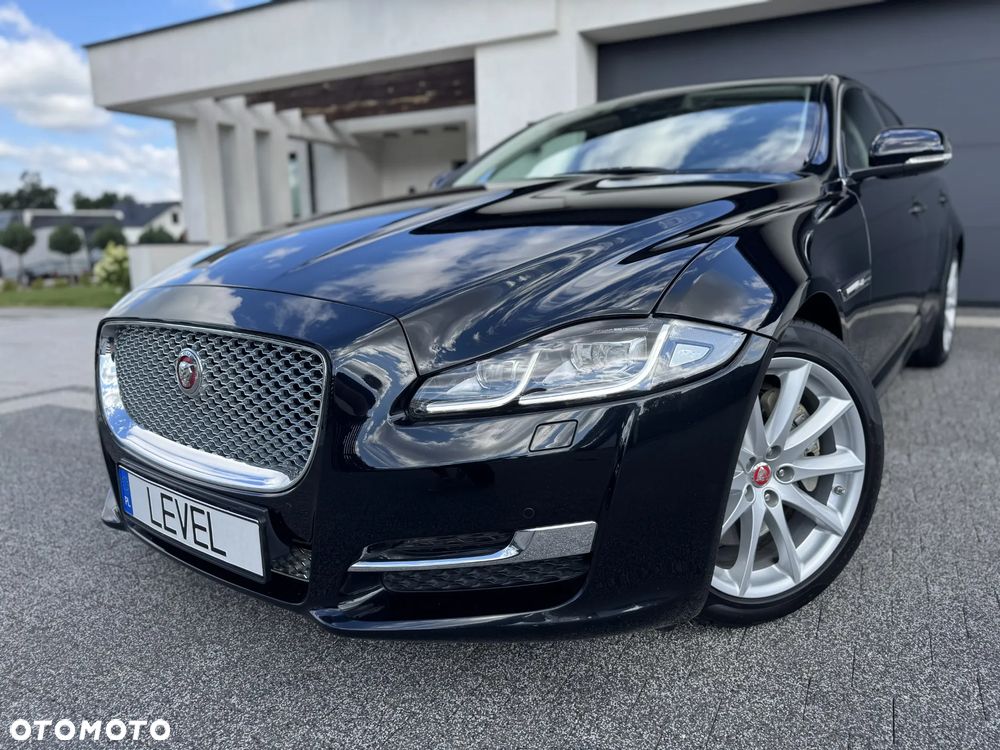 Jaguar XJ 3.0 V6 Premium Luxury - 9