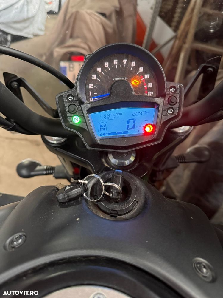 Kawasaki VN 650 Vulcan S - 4
