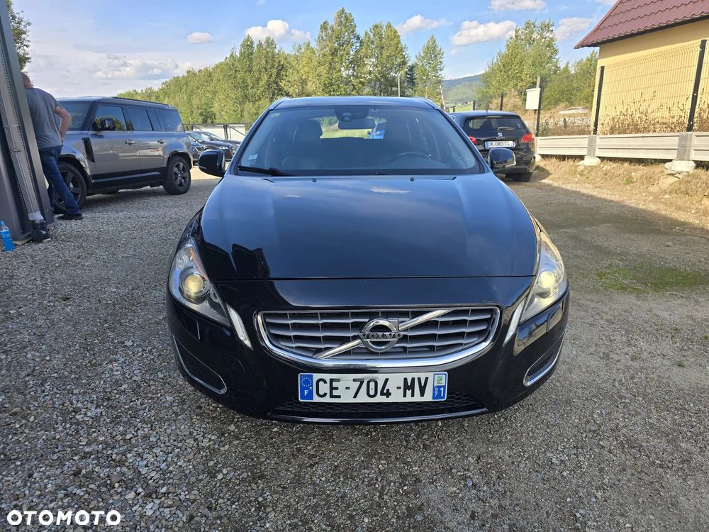 Volvo V60 D3 Geartronic R-Design - 11