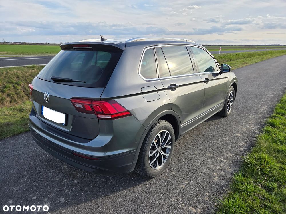 Volkswagen Tiguan 2.0 TDI BMT SCR Comfortline DSG - 9