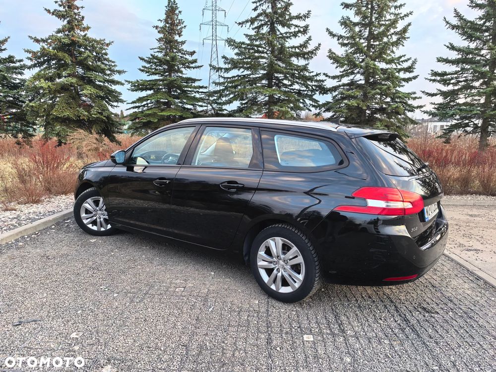 Peugeot 308 1.6 BlueHDi Allure S&S - 40