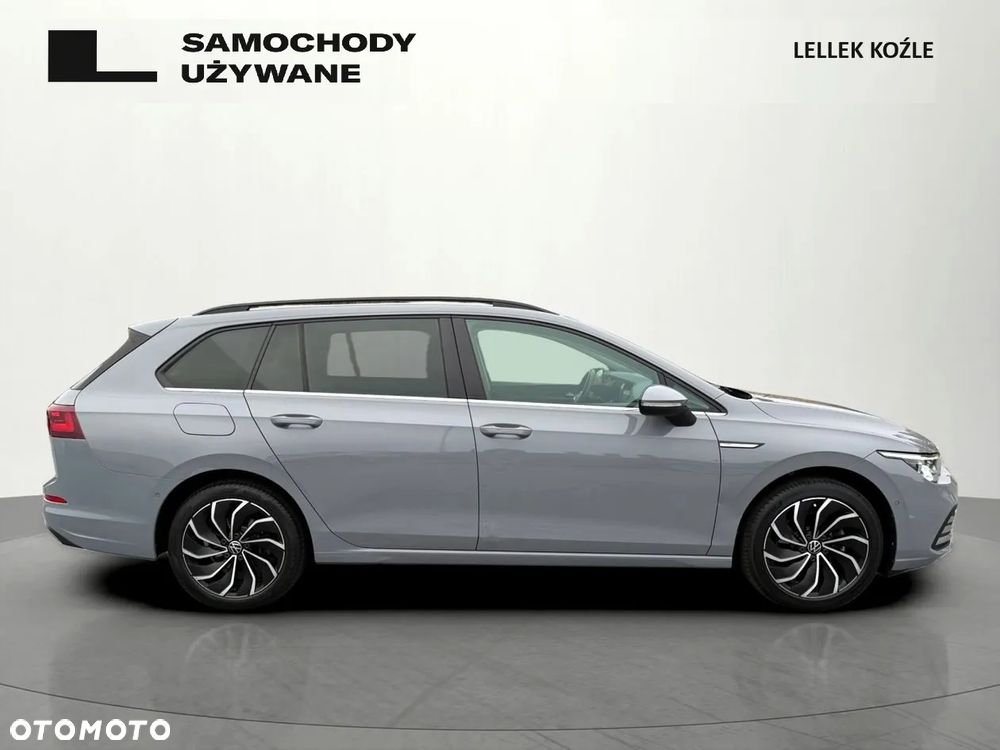 Volkswagen Golf VIII 1.5 TSI EVO Style - 4