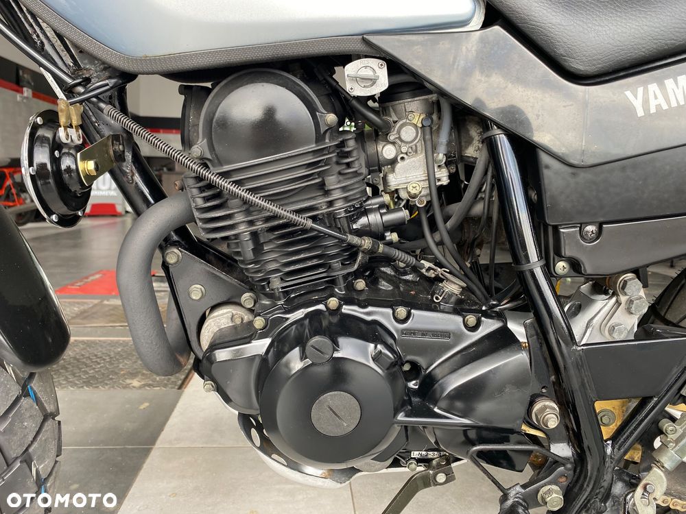 Yamaha TW - 9