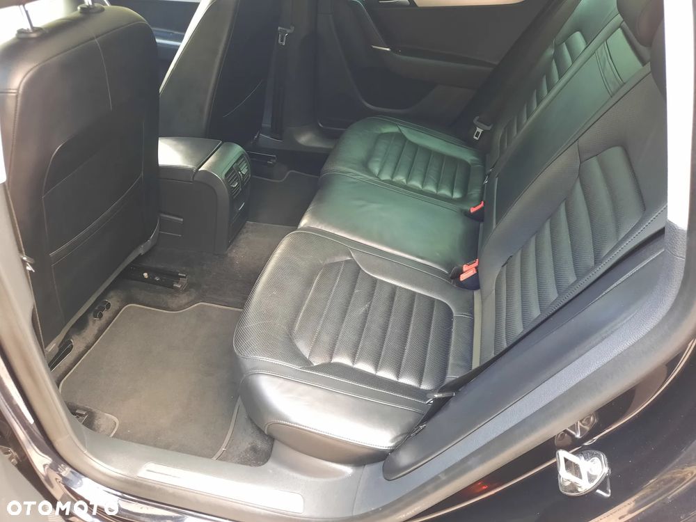 Volkswagen Passat 2.0 TDI Highline DSG - 20