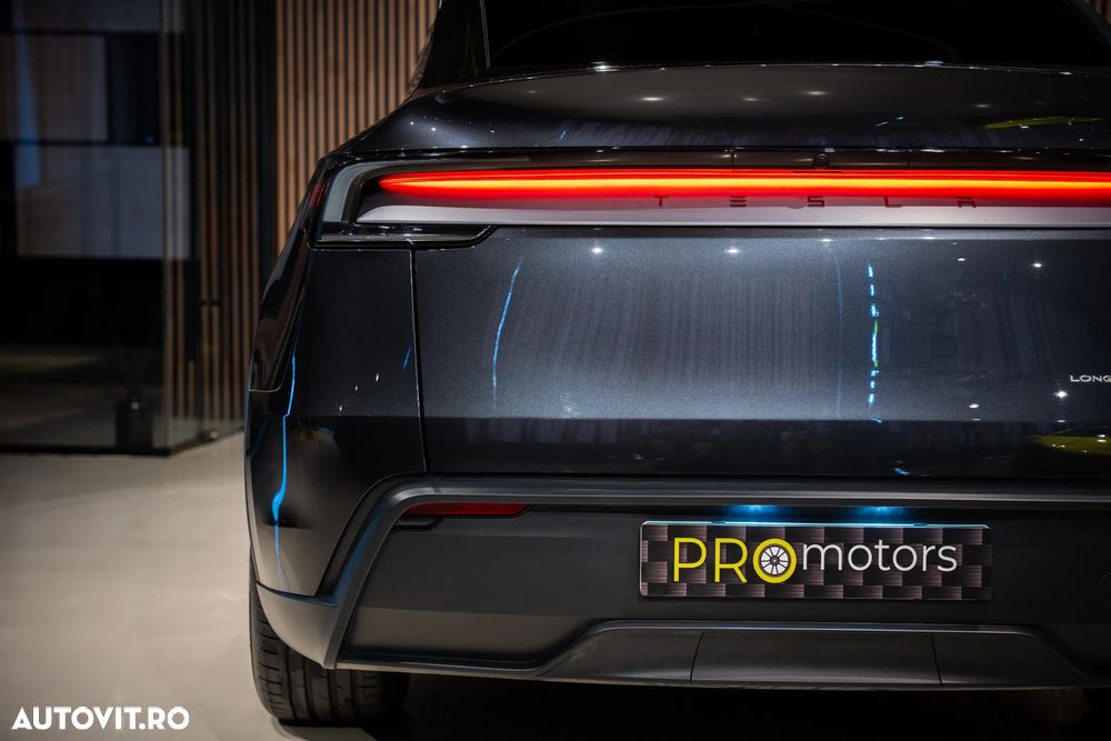Tesla Model Y Long Range RWD - 18