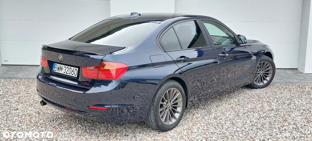 BMW Seria 3 316d Sport Line - 6