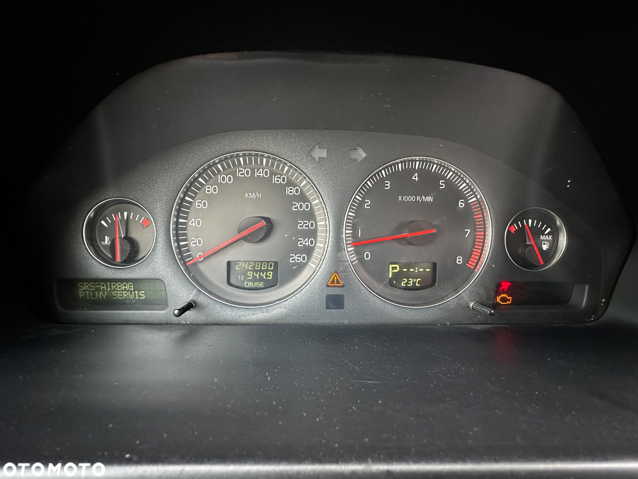 Volvo XC 90 2.9 T6 - 12