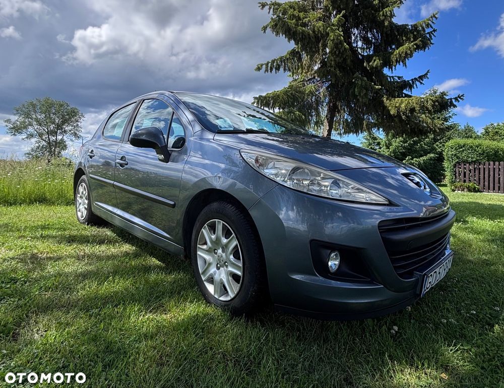 Peugeot 207 1.4 16V Trendy - 11