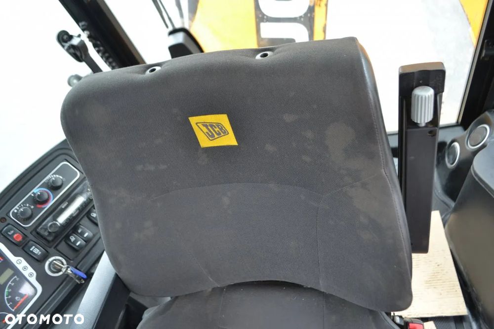 JCB 3CX - 21