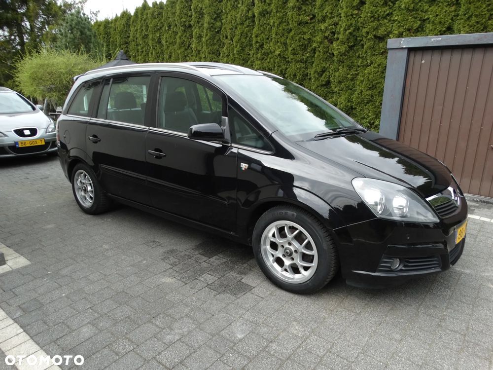 Opel Zafira 1.8 Cosmo - 6