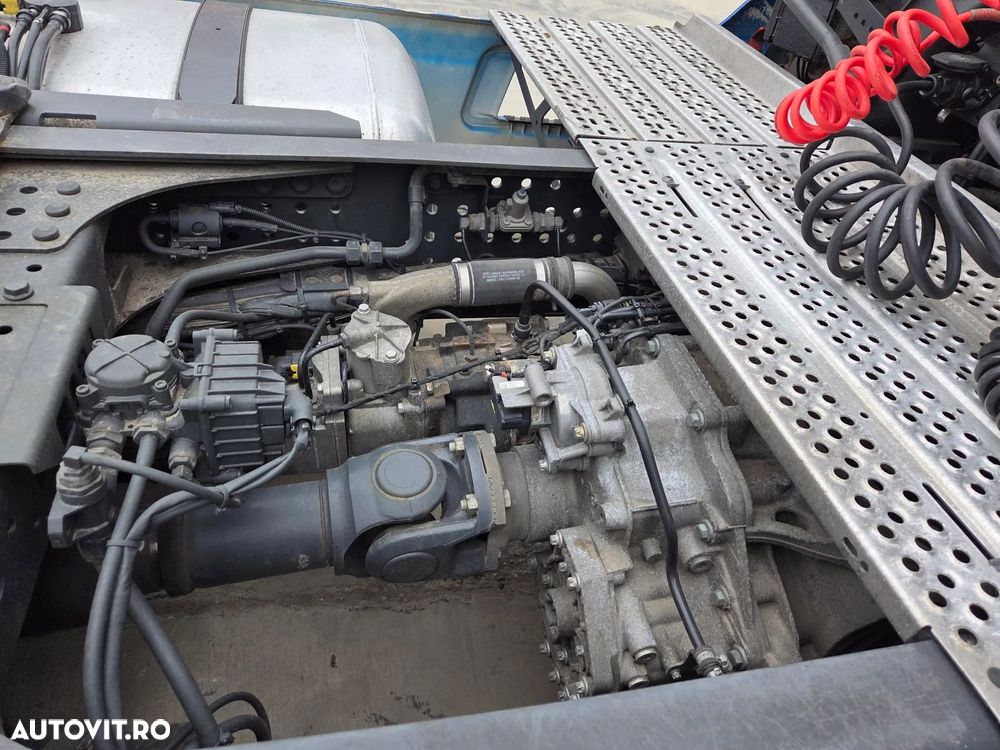 Mercedes-Benz ACTROS 18.510, AUTOMATA+RETARDER 5 trepte, SA CUPLARE REGLABILA la 1,15m si 0,9m, 2 rezervoare cumulat 680l, Spoilere cabina si sasiu, Camere in loc de oglinzi, Navigatie, Frigider, rulat in GERMANIA, posibil leasing 4 ani, PROMOTIE 45.900 EUR+tva - 17