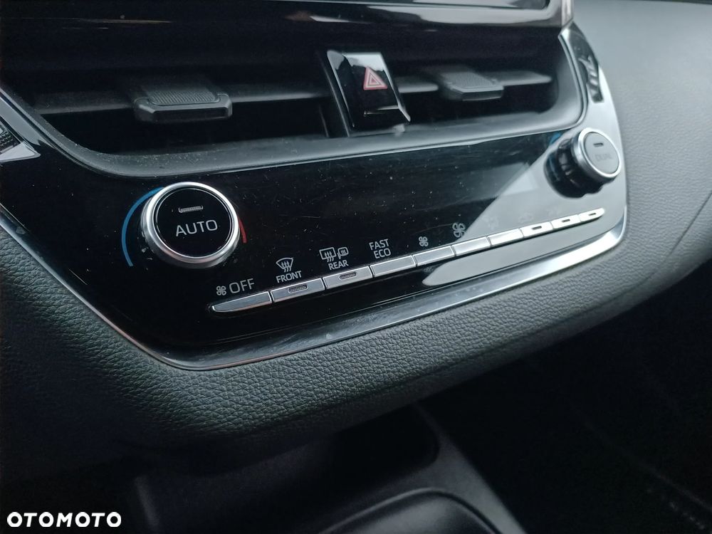 Toyota Corolla 1.8 Hybrid Active - 20