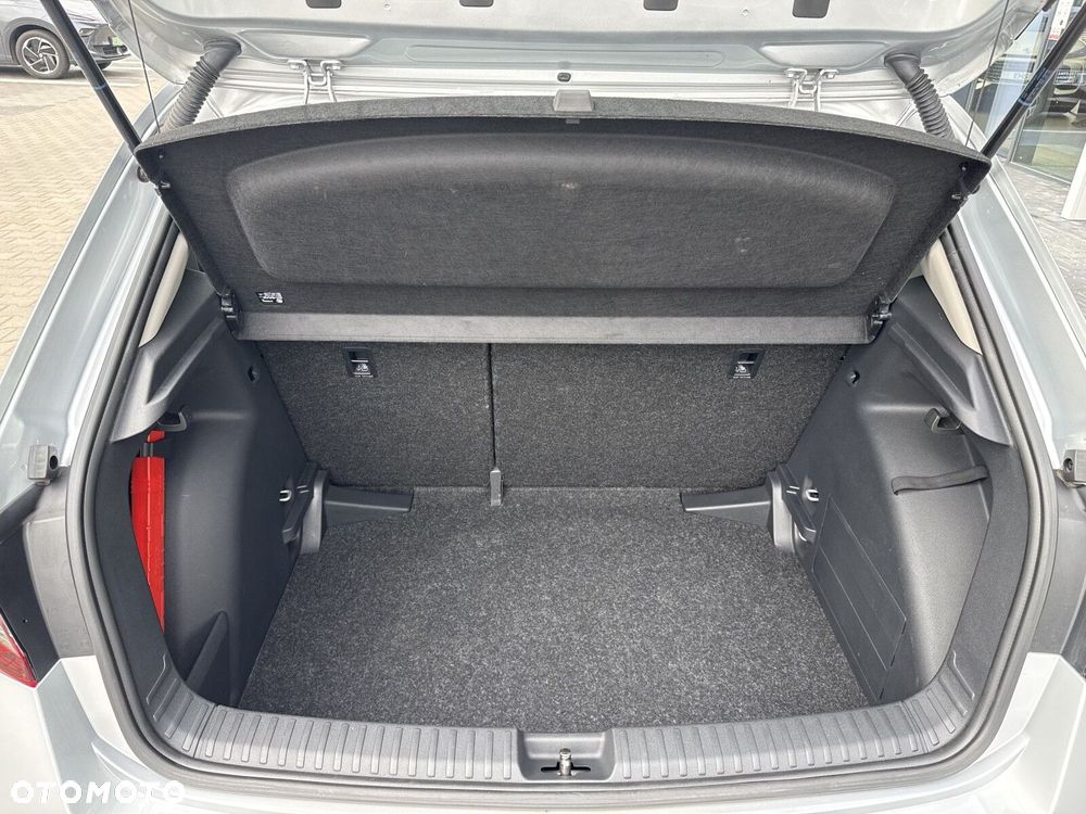 Skoda Fabia 1.0 Ambition - 17