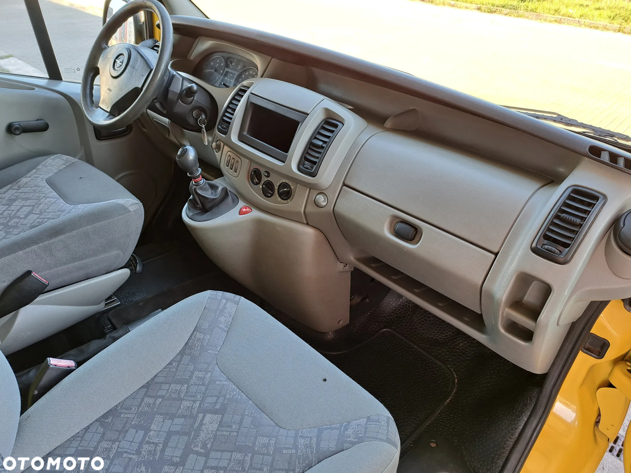 Opel Vivaro - 19