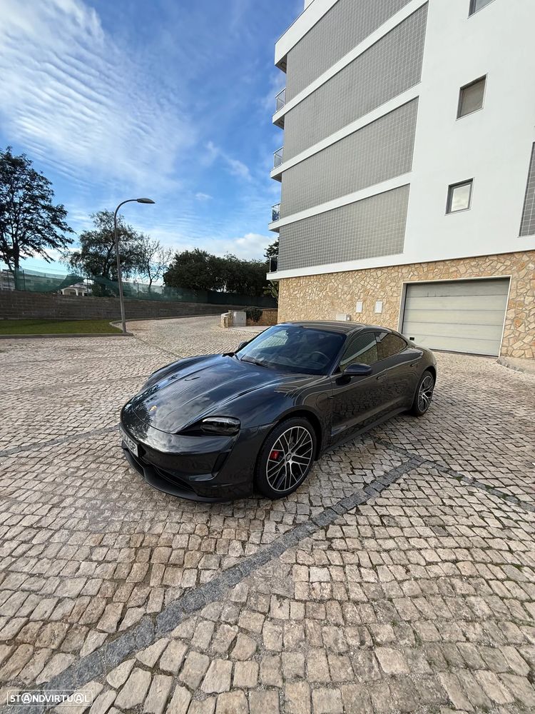 Porsche Taycan 4S - 5