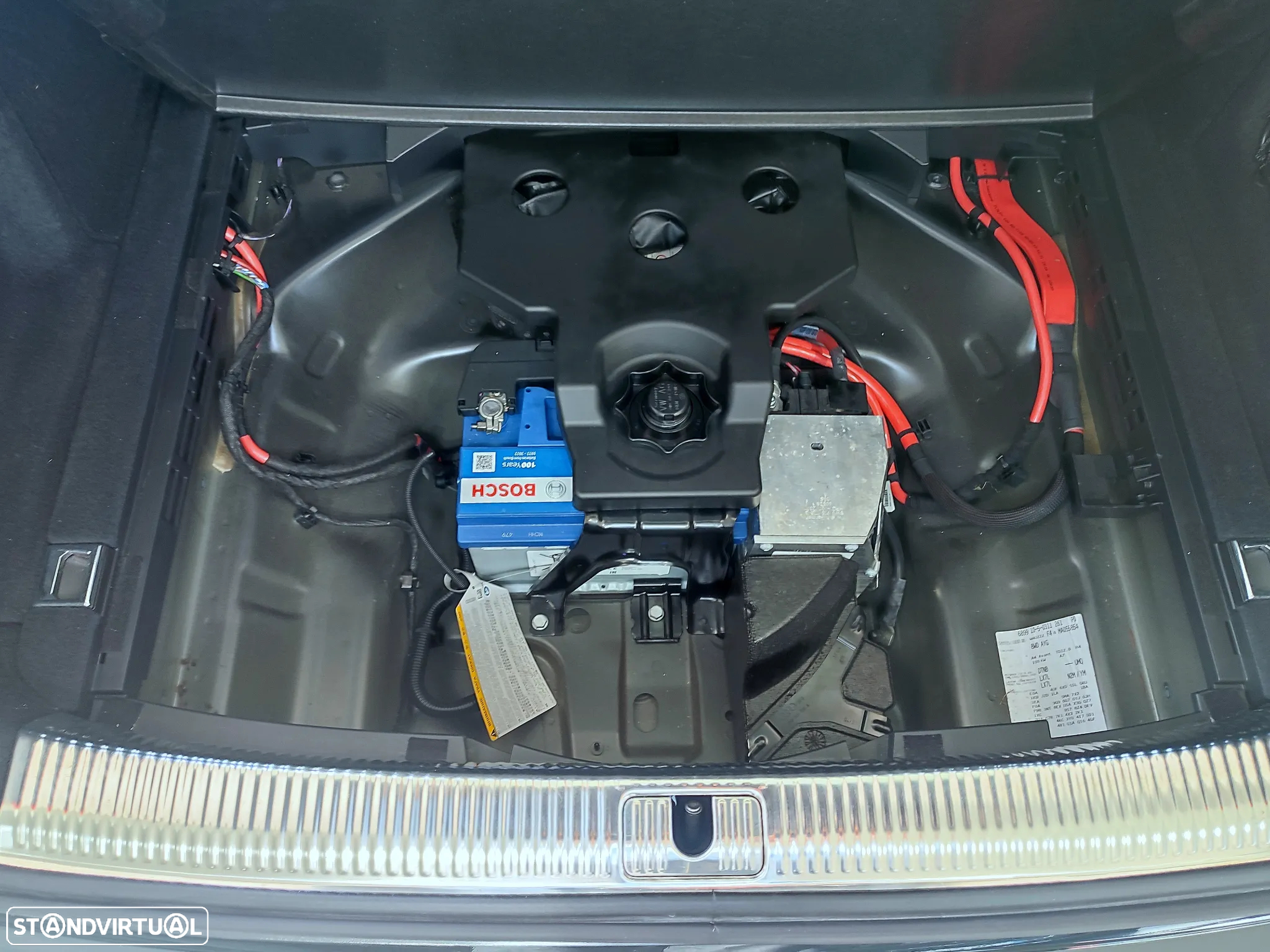 Audi A4 Avant 30 TDI S tronic - 31