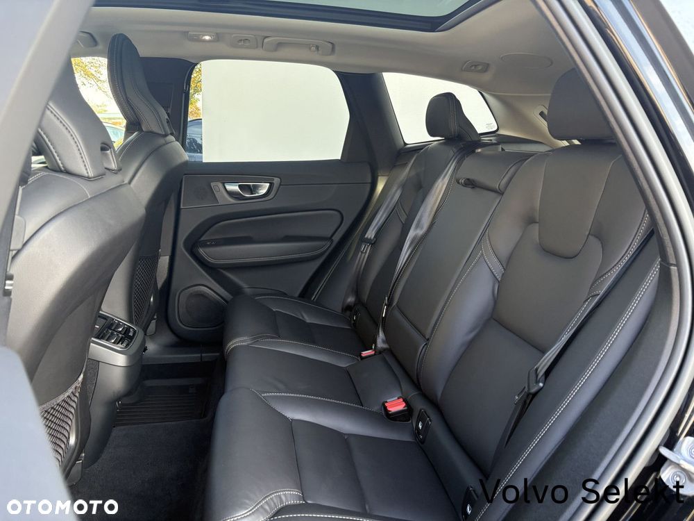 Volvo XC 60 - 24