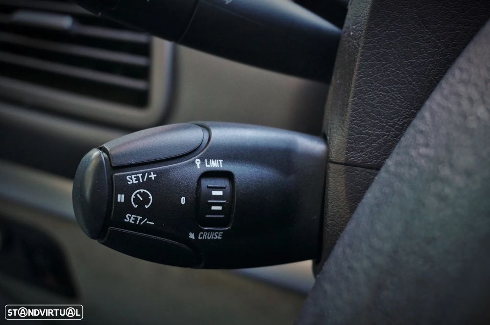 Peugeot 807 2.0 HDi Navteq - 29