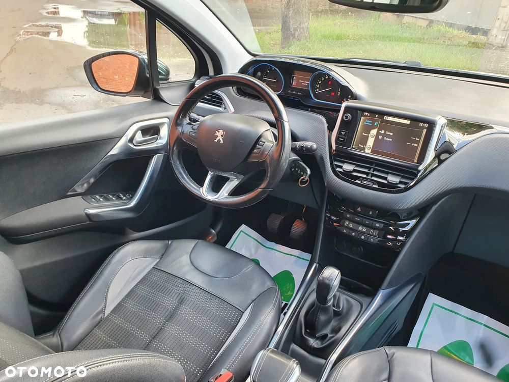 Peugeot 2008 PureTech 110 Stop&Start Allure - 11