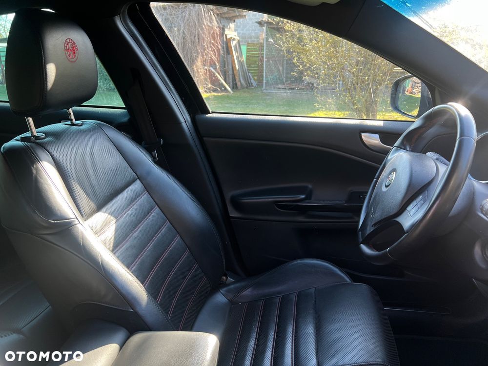 Alfa Romeo Giulietta 2.0 JTDM Distinctive - 30
