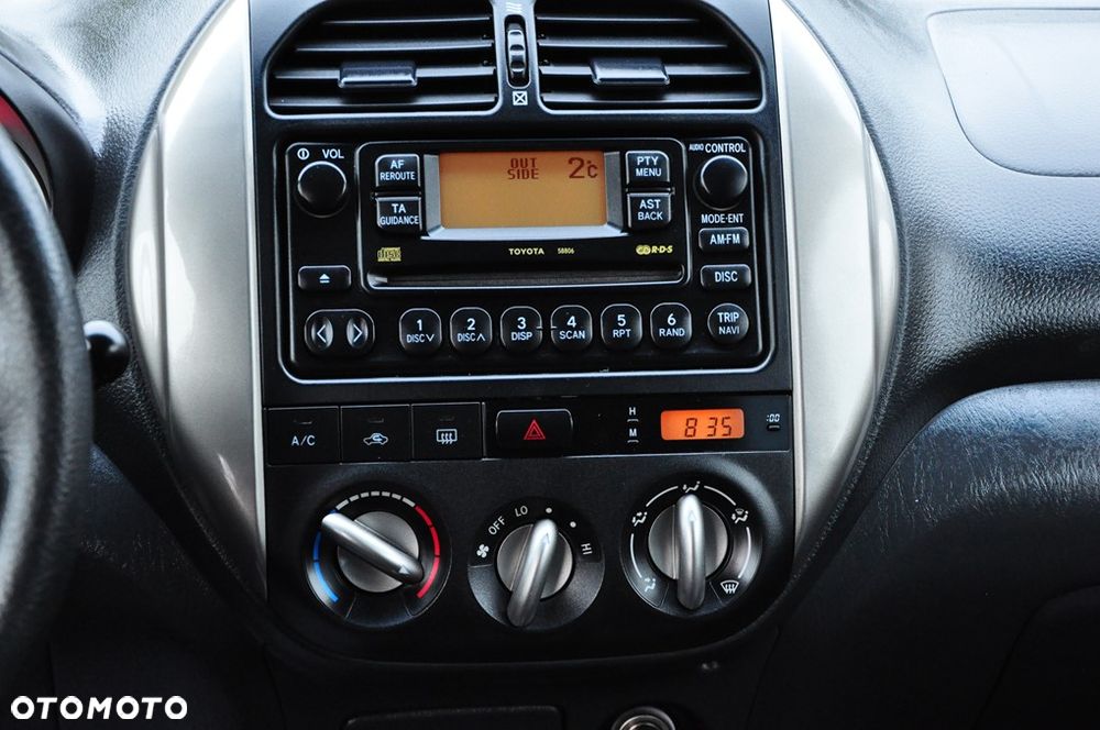 Toyota RAV4 1.8 VVT-i 4x2 - 33