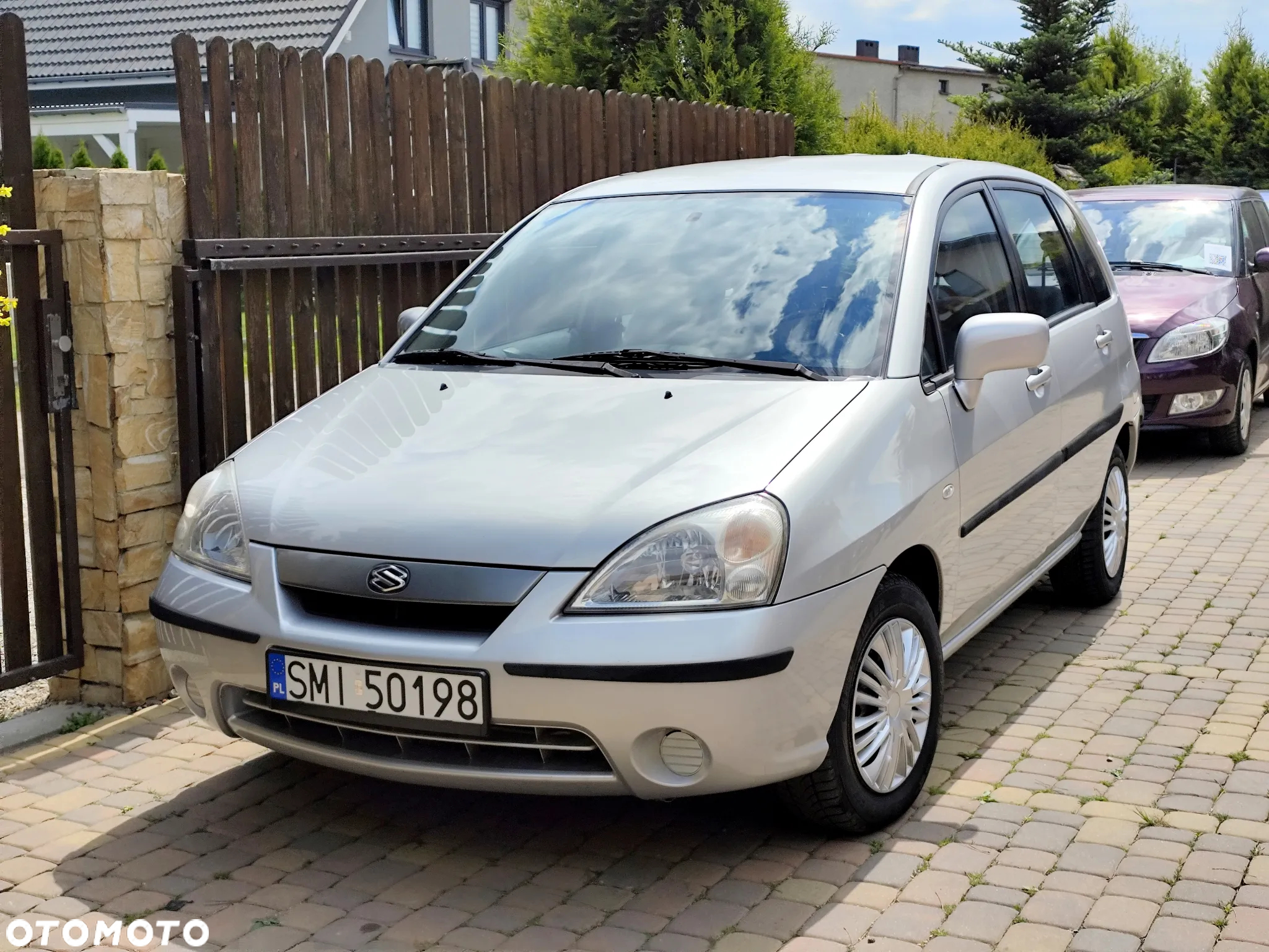 Suzuki Liana 1.6 - 12