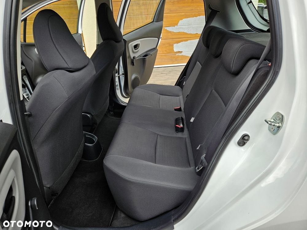 Toyota Yaris - 20
