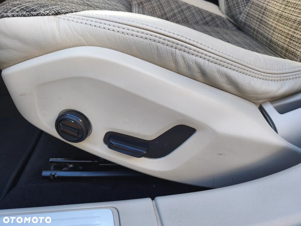 Volvo V60 D3 Geartronic - 28
