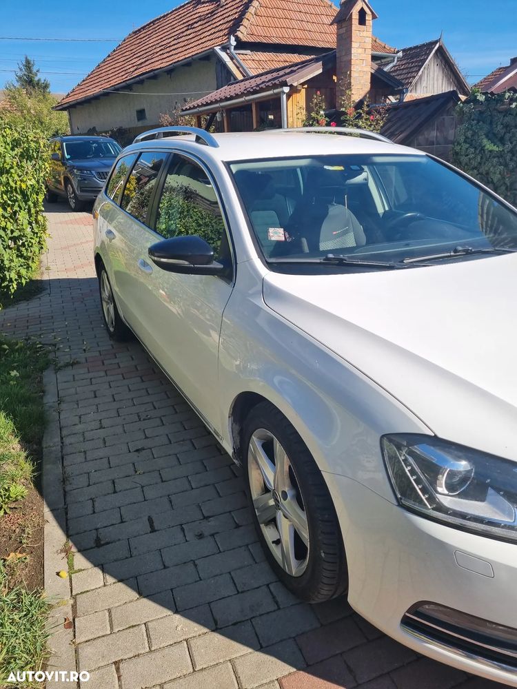 Volkswagen Passat - 5