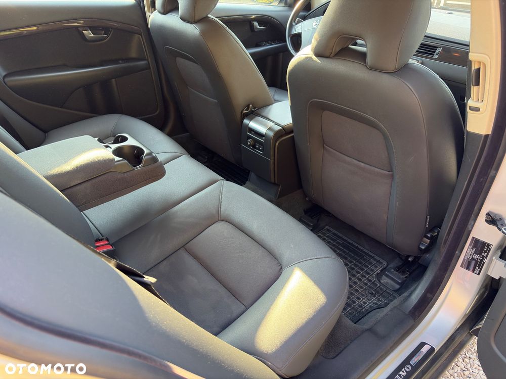 Volvo S80 - 25