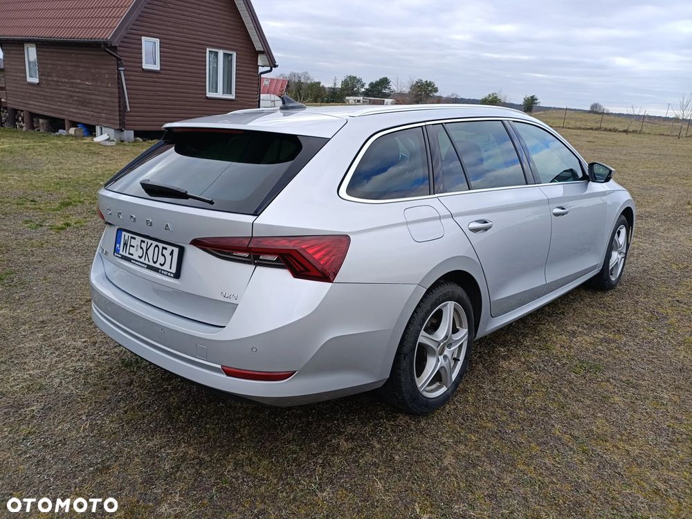 Skoda Octavia 2.0 TSI 4x4 Style DSG - 9