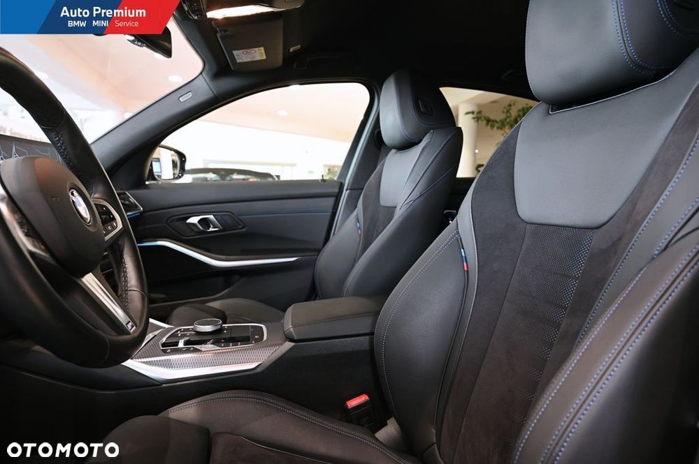 BMW Seria 3 318i - 10