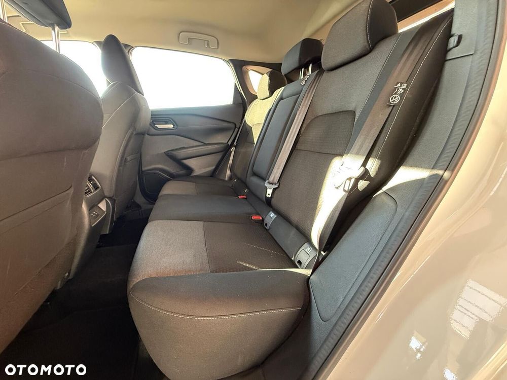 Nissan Qashqai 1.3 DIG-T MHEV N-Connecta Xtronic - 11
