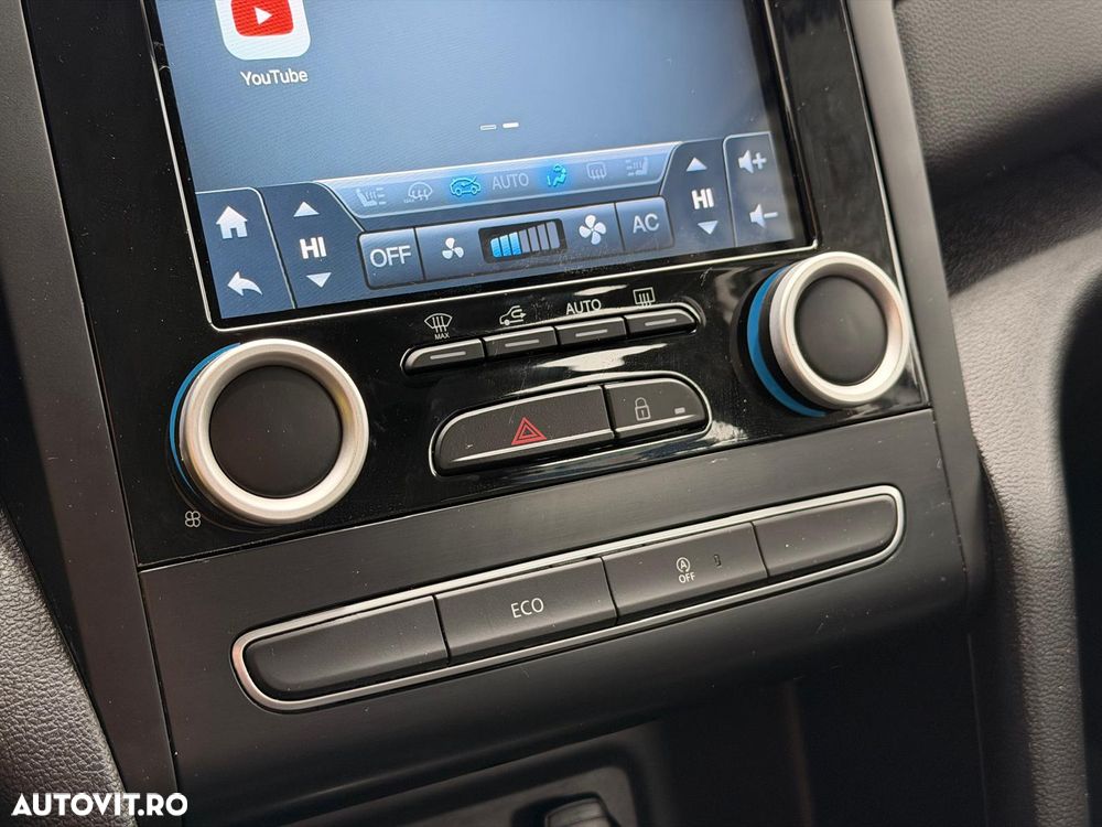 Renault Megane TCe Business - 25