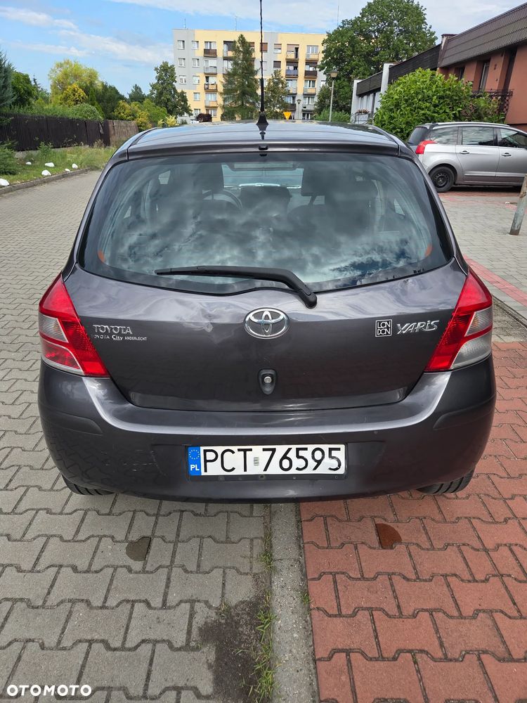 Toyota Yaris 1.0 Luna - 5