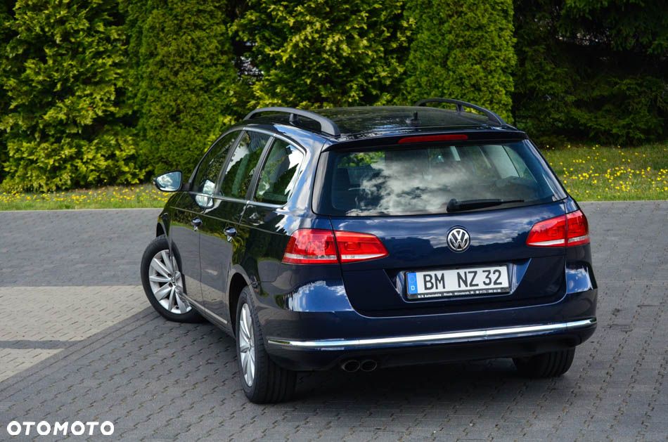 Volkswagen Passat Variant 2.0 Blue TDI SCR Comfortline - 20