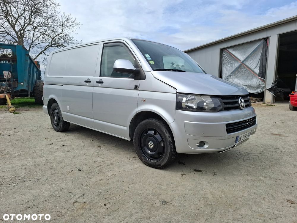 Volkswagen T5 - 1