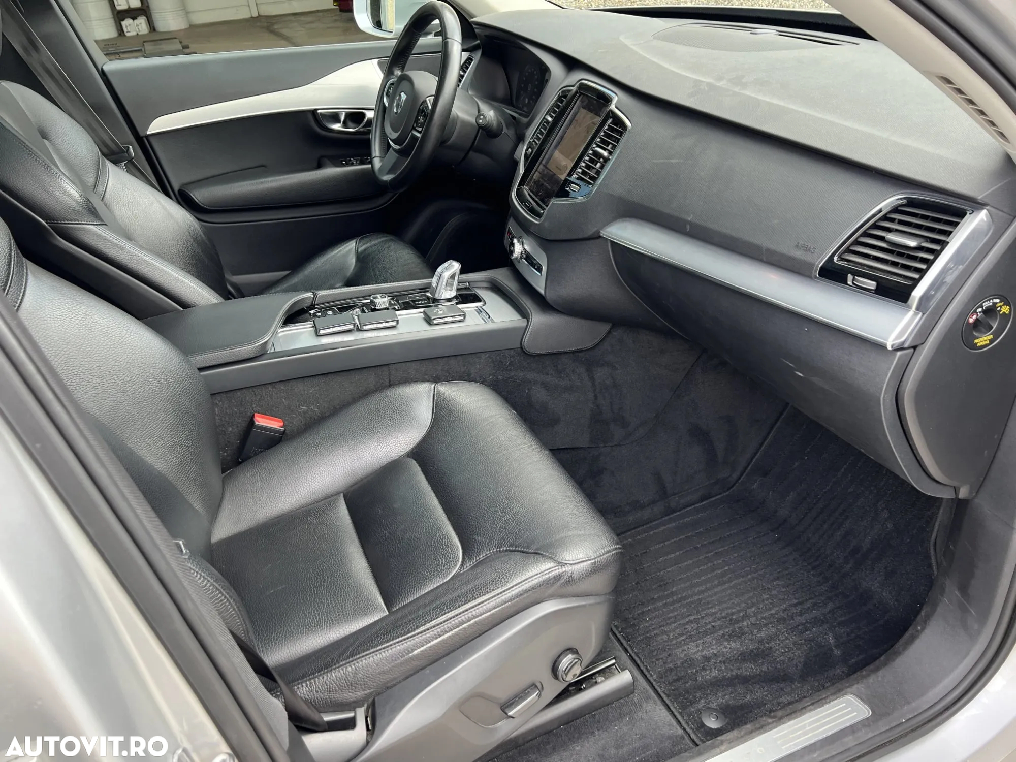 Volvo XC 90 - 10