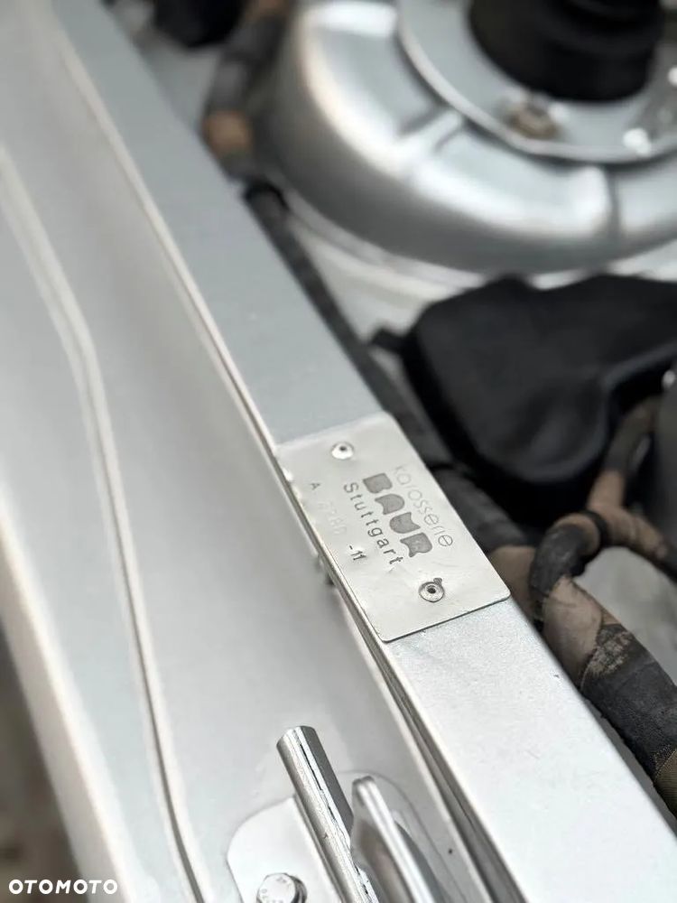 BMW Seria 3 323i - 28