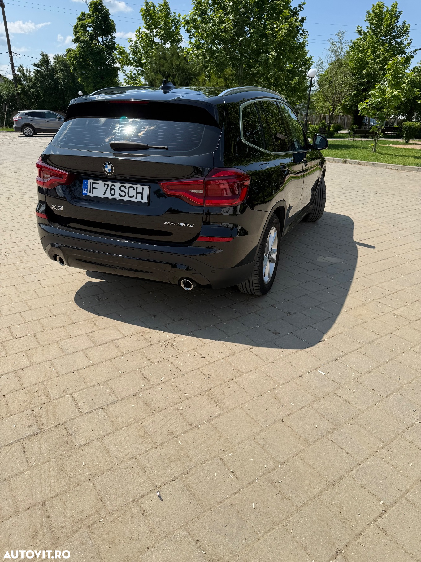 BMW X3 xDrive20d AT Luxury Line - 4