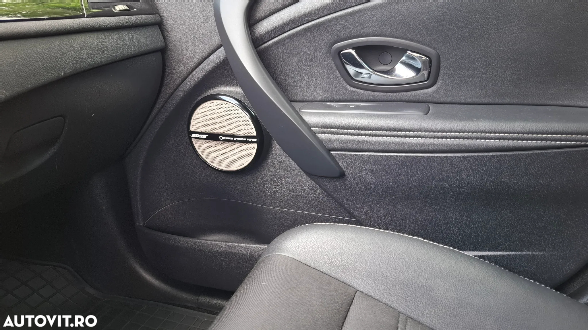 Renault Megane Grandtour ENERGY dCi 110 Start & Stopp Bose Edition - 13