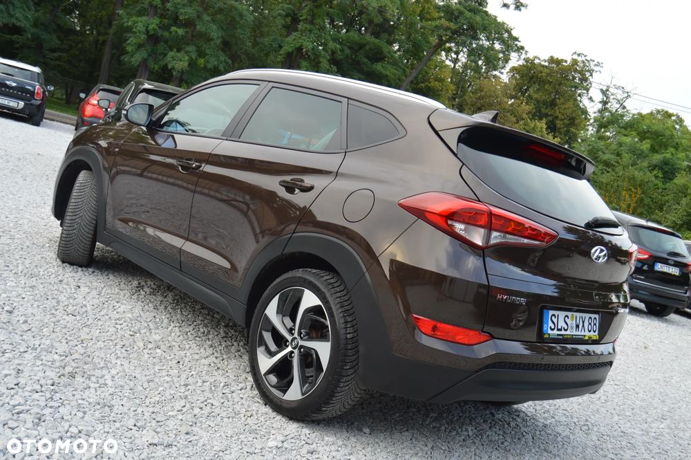 Hyundai Tucson blue 1.7 CRDi 2WD Style - 23