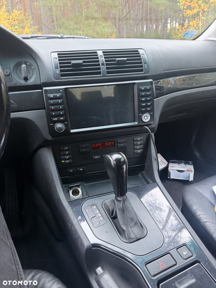 BMW 5 Series 2002 photo 3