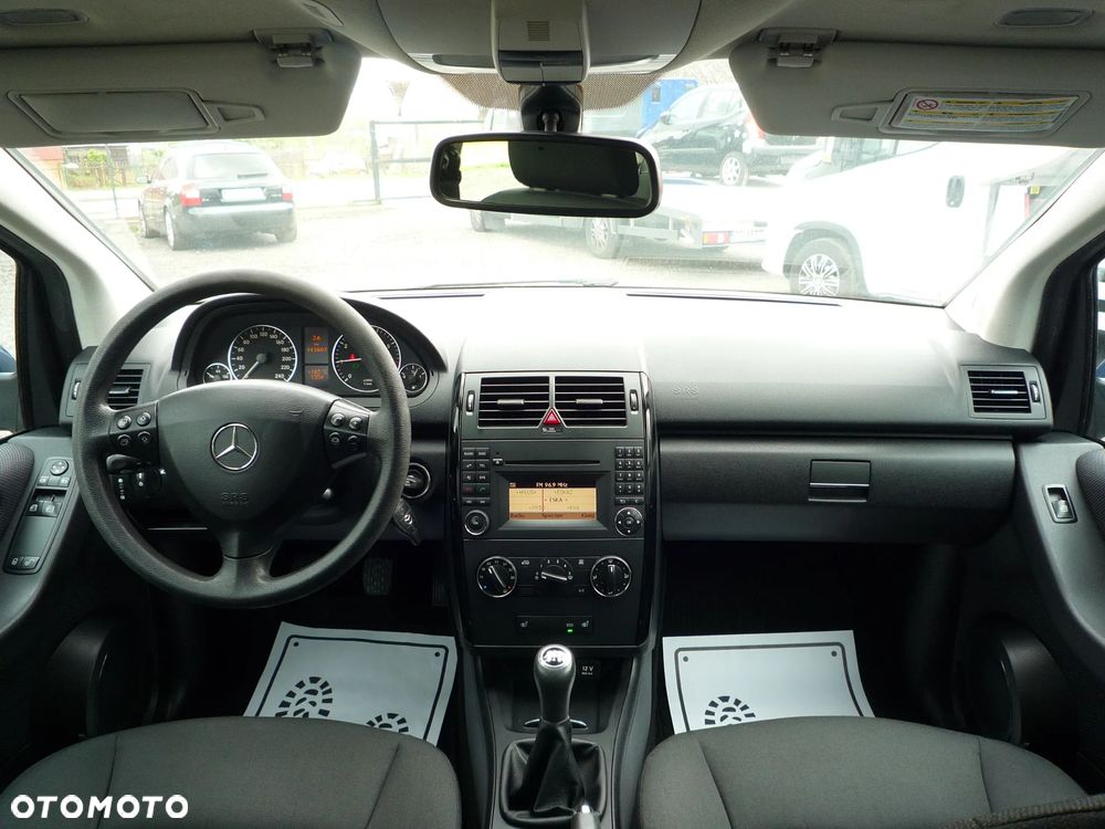 Mercedes-Benz Klasa A 180 BlueEfficiency - 18