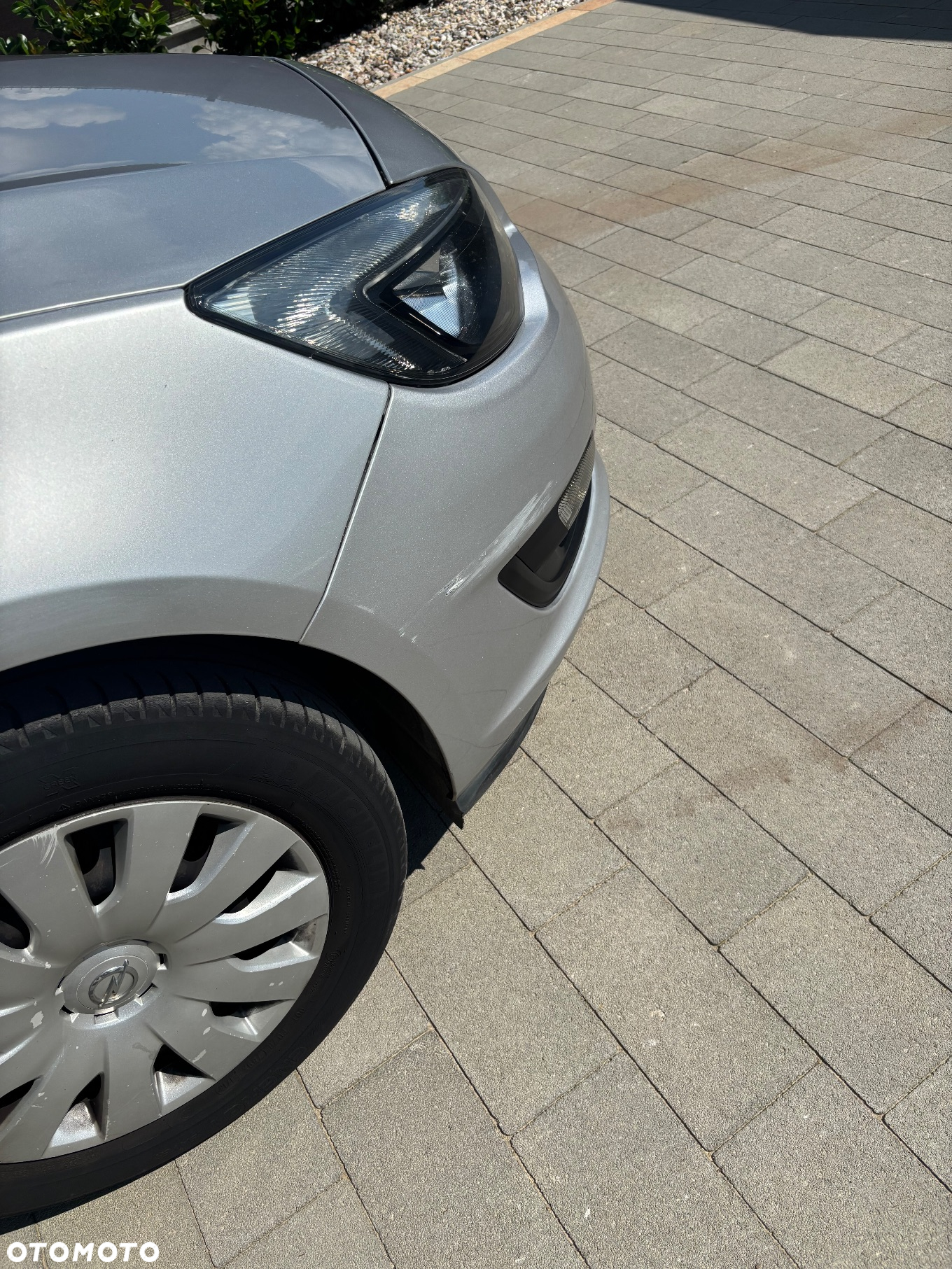 Opel Astra IV 1.4 T Essentia EU6 - 15