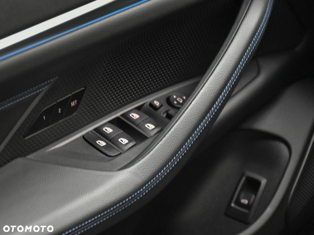 BMW i4 80.7kWh M50 - 33